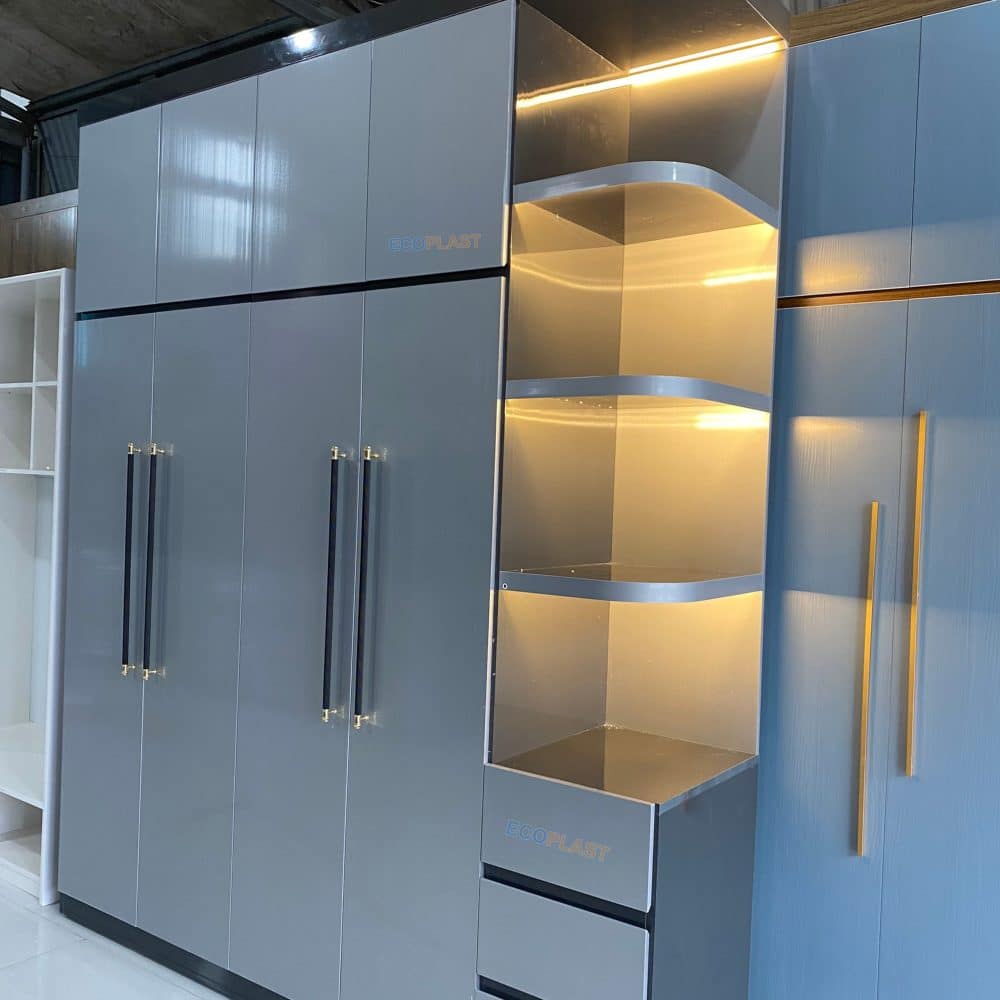 19.1.24 3.2 tu quan ao s6s8