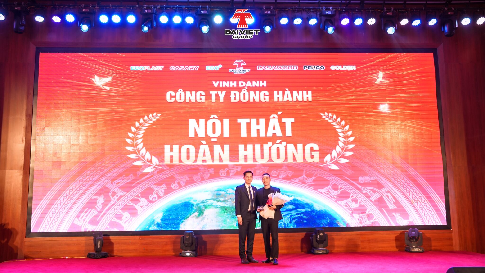 Giải thưởng đồng hành cùng gương mặt đại diện Đại Việt Group